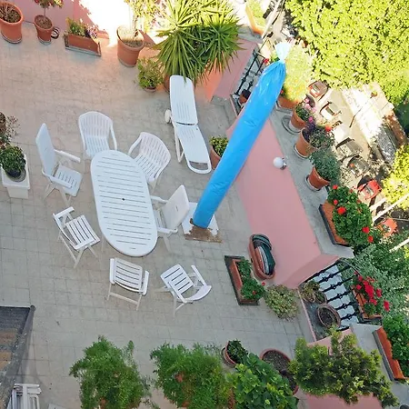 Le Terrazze Sul Parco Bed and Breakfast 3*